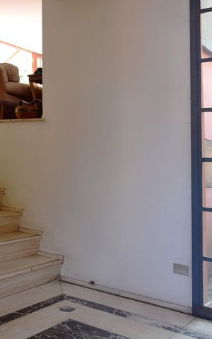 Casa à venda com 535m², 4 quartos e 4 vagasHall social