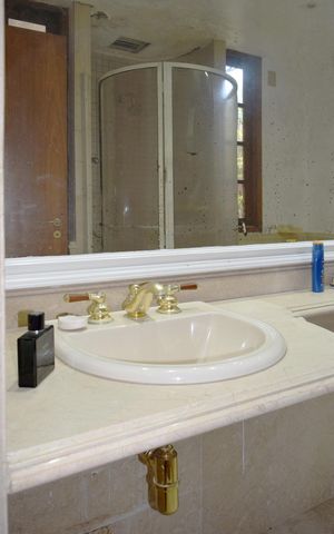 Casa à venda com 535m², 4 quartos e 4 vagasBanheiro da Suíte 2