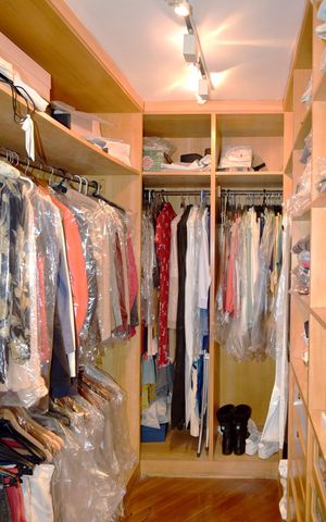 Casa à venda com 535m², 4 quartos e 4 vagasCloset da suíte 2