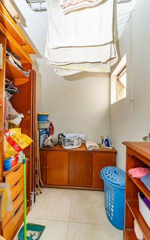 Apartamento à venda com 80m², 3 quartos e 1 vaga Apartamento à venda com 80m², 3 quartos e 1 vagaÁrea de Serviço