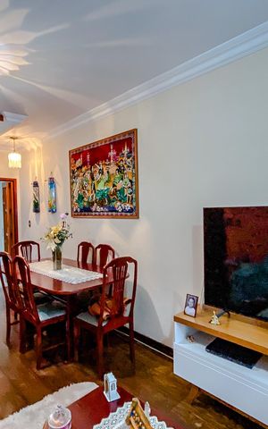 Casa à venda com 140m², 3 quartos e 2 vagasSala