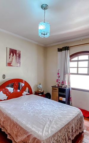 Casa à venda com 140m², 3 quartos e 2 vagasQuarto 3