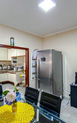 Casa à venda com 140m², 3 quartos e 2 vagasCozinha