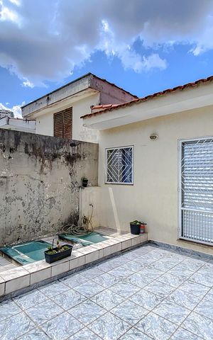 Casa à venda com 140m², 3 quartos e 2 vagasVaranda do Quarto 1