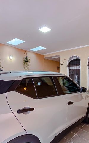 Casa à venda com 140m², 3 quartos e 2 vagasGaragem