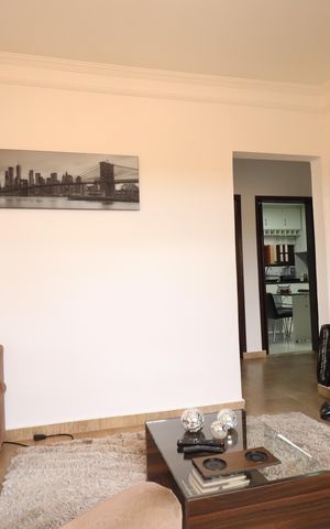 Casa à venda com 136m², 2 quartos e 2 vagasSala