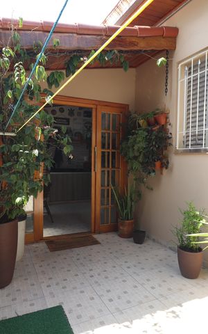 Casa à venda com 136m², 2 quartos e 2 vagasEntrada Espaço Gourmet