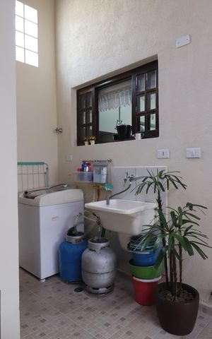 Casa à venda com 136m², 2 quartos e 2 vagasÁrea de Serviço