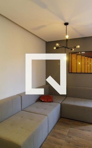 Apartamento à venda com 38m², 2 quartos e sem vaga Apartamento à venda com 38m², 2 quartos e sem vagaHall
