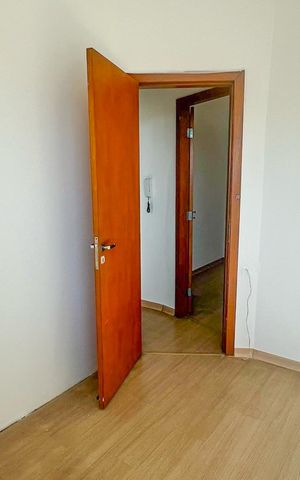 Casa à venda com 198m², 3 quartos e 3 vagas Casa à venda com 198m², 3 quartos e 3 vagasQuarto 2