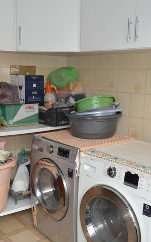 Casa à venda com 350m², 4 quartos e 3 vagasÁrea de Serviço