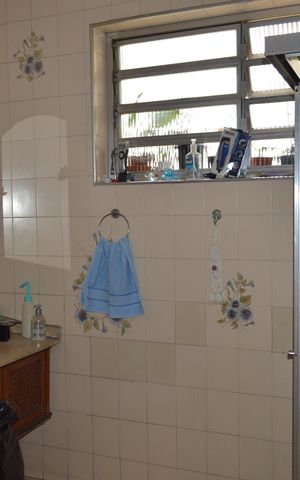 Casa à venda com 350m², 4 quartos e 3 vagasBanheiro da Suíte 3