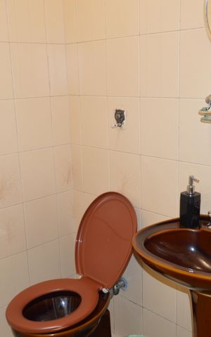 Casa à venda com 350m², 4 quartos e 3 vagasBanheiro da Suíte 1