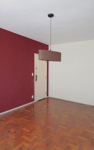 Apartamento à venda com 201m², 4 quartos e 2 vagasSala