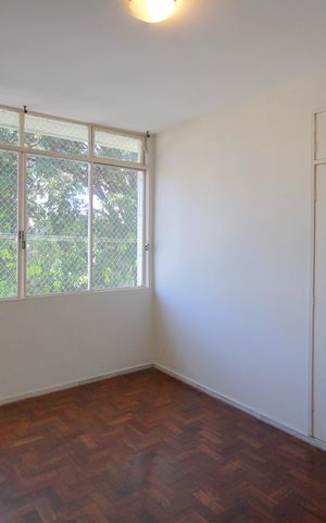 Apartamento à venda com 201m², 4 quartos e 2 vagasQuarto 2