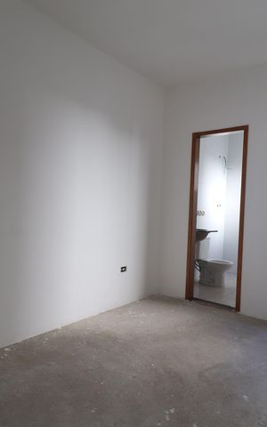 Apartamento à venda com 77m², 3 quartos e 1 vagaSuíte