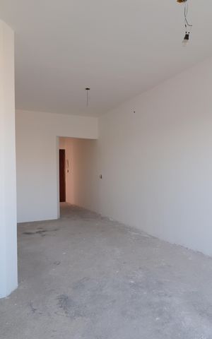 Apartamento à venda com 77m², 3 quartos e 1 vagaSala