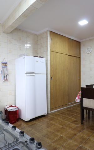 Casa à venda com 117m², 2 quartos e 2 vagasCozinha
