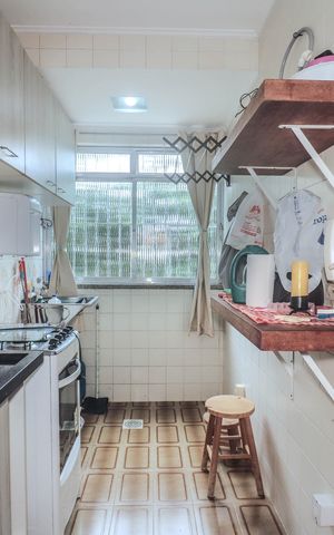 Apartamento à venda com 52m², 1 quarto e sem vaga Apartamento à venda com 52m², 1 quarto e sem vagaCozinha e Área de Serviço