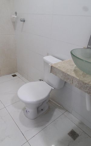 Casa de condomínio para alugar com 90m², 3 quartos e 3 vagasBanheiro Social 2