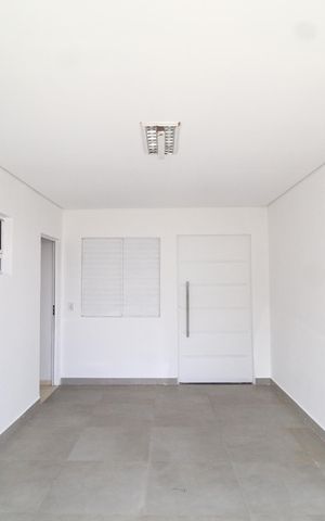 Casa de condomínio para alugar com 90m², 3 quartos e 3 vagasGaragem