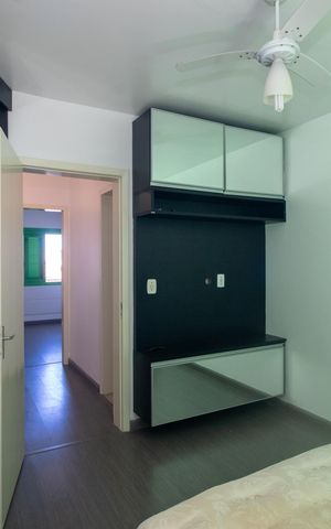 Casa à venda com 120m², 4 quartos e 2 vagas Casa à venda com 120m², 4 quartos e 2 vagasSuite