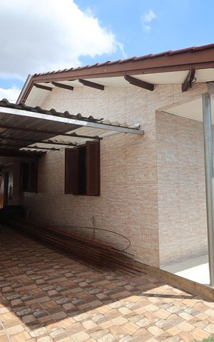 Casa à venda com 125m², 4 quartos e 3 vagasÁrea externa