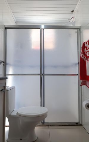 Casa à venda com 125m², 4 quartos e 3 vagasBanheiro Casa 2