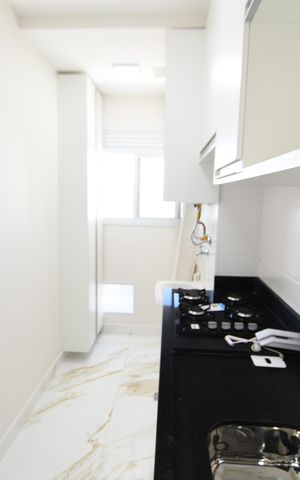 Apartamento à venda com 65m², 2 quartos e 2 vagasCozinha