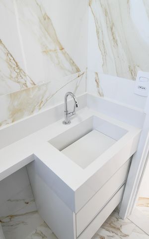 Apartamento à venda com 65m², 2 quartos e 2 vagasBanheiro 1