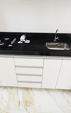 Apartamento à venda com 65m², 2 quartos e 2 vagasCozinha