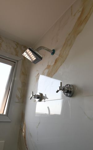 Apartamento à venda com 65m², 2 quartos e 2 vagasBanheiro 1