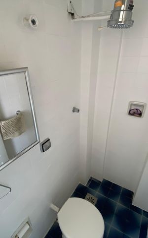 Apartamento à venda com 54m², 2 quartos e 1 vagaBanheiro de serviço