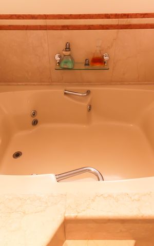 Apartamento à venda com 246m², 3 quartos e 5 vagas Apartamento à venda com 246m², 3 quartos e 5 vagasBanheiro da Suíte 3
