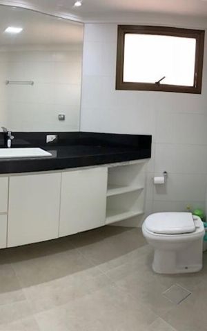 Apartamento à venda com 157m², 3 quartos e 2 vagas