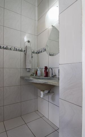 Casa à venda com 144m², 2 quartos e 1 vaga Casa à venda com 144m², 2 quartos e 1 vagaBanheiro Social 1