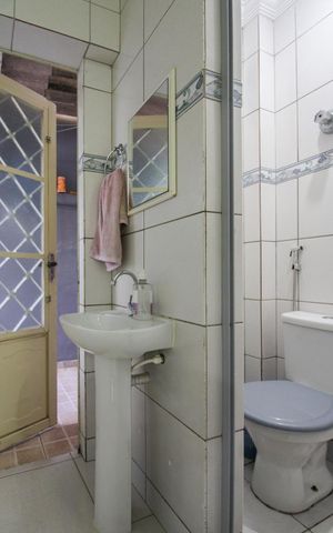 Casa à venda com 144m², 2 quartos e 1 vaga Casa à venda com 144m², 2 quartos e 1 vagaBanheiro Social 2