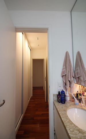 Apartamento à venda com 116m², 3 quartos e 2 vagasSuíte 1 Banheiro
