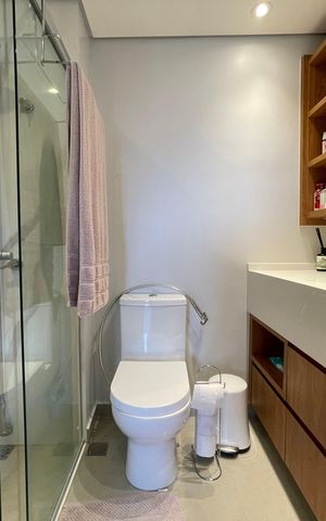 Apartamento à venda com 46m², 2 quartos e 1 vaga Apartamento à venda com 46m², 2 quartos e 1 vagaBanheiro Social