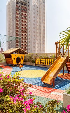 Apartamento à venda com 46m², 2 quartos e 1 vaga Apartamento à venda com 46m², 2 quartos e 1 vagaÁrea comum - Playground