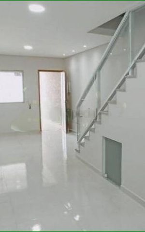 Casa à venda com 120m², 3 quartos e 2 vagas
