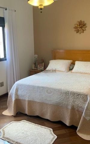 Apartamento à venda com 197m², 3 quartos e 2 vagas