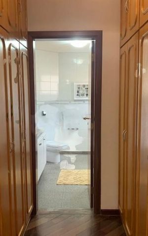 Apartamento à venda com 197m², 3 quartos e 2 vagas