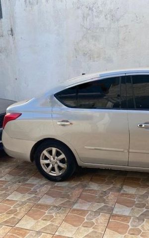 Casa à venda com 130m², 3 quartos e 2 vagas