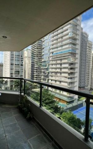 Apartamento à venda com 260m², 4 quartos e 4 vagas