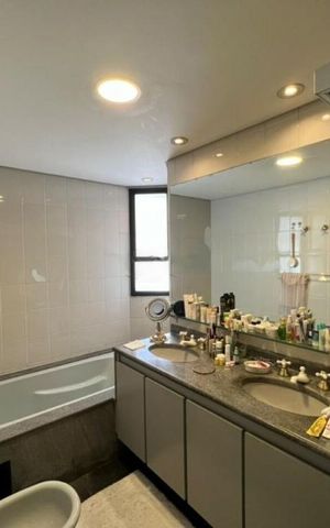 Apartamento à venda com 260m², 4 quartos e 4 vagas