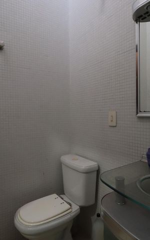 Casa à venda com 283m², 4 quartos e 2 vagasBanheiro da Suíte 1