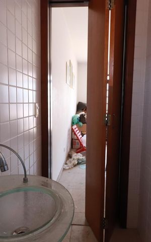 Casa à venda com 283m², 4 quartos e 2 vagasLavabo 1