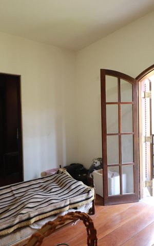 Casa à venda com 283m², 4 quartos e 2 vagasSuíte 2