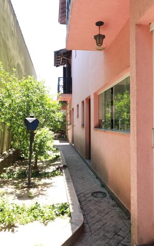 Casa à venda com 283m², 4 quartos e 2 vagasQuintal